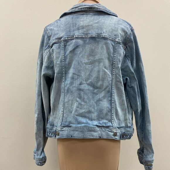Torrid light acid wash‎ button front jean jacket - Picture 6 of 7